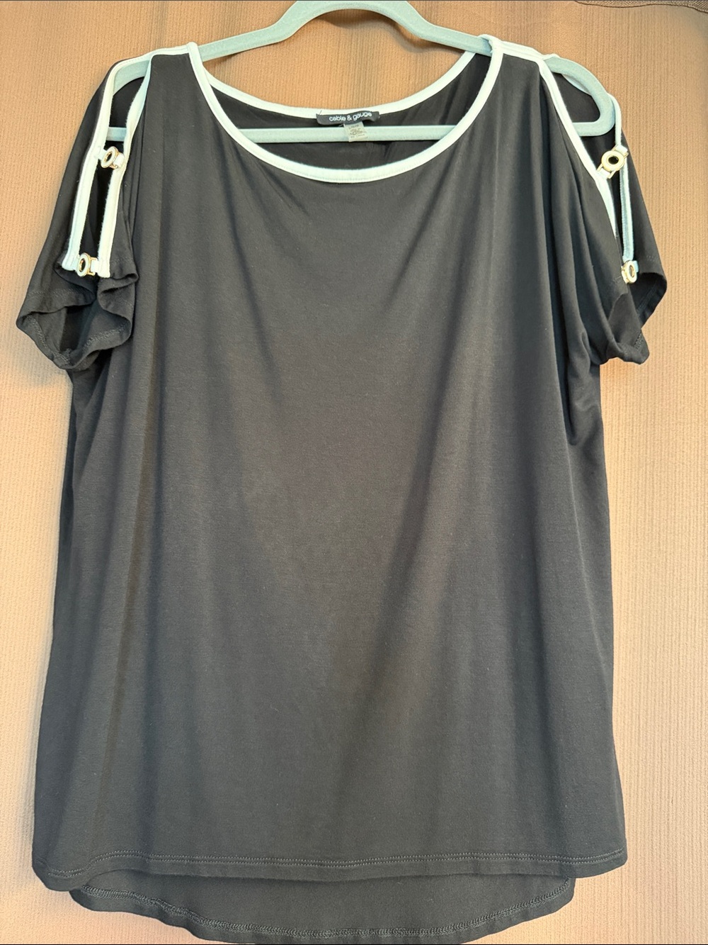 Cable & Gauge Black Short Sleeve Tee with White Trim Neckline